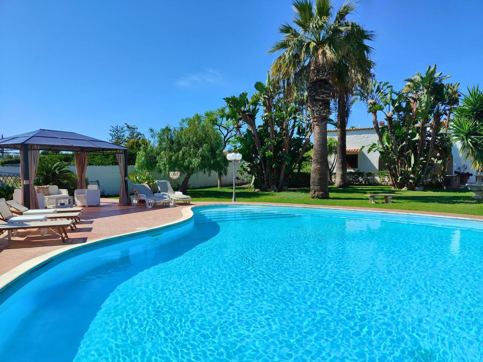 Villa Alfonsa, Fontane Bianche, Siracusa, Private Pool, 10Min From The Beach Exterior foto